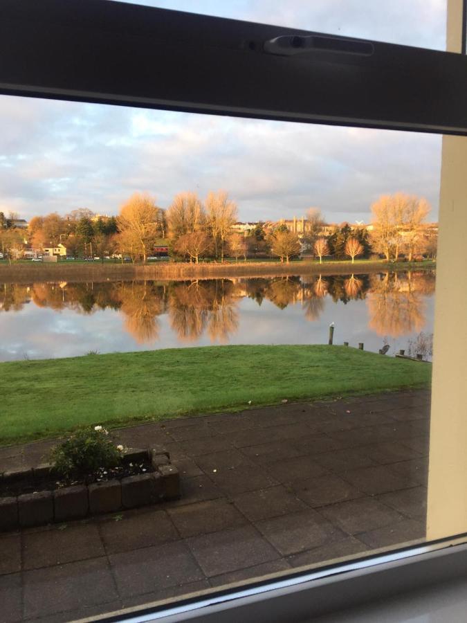 Coleraine Riverside Apartment Екстериор снимка